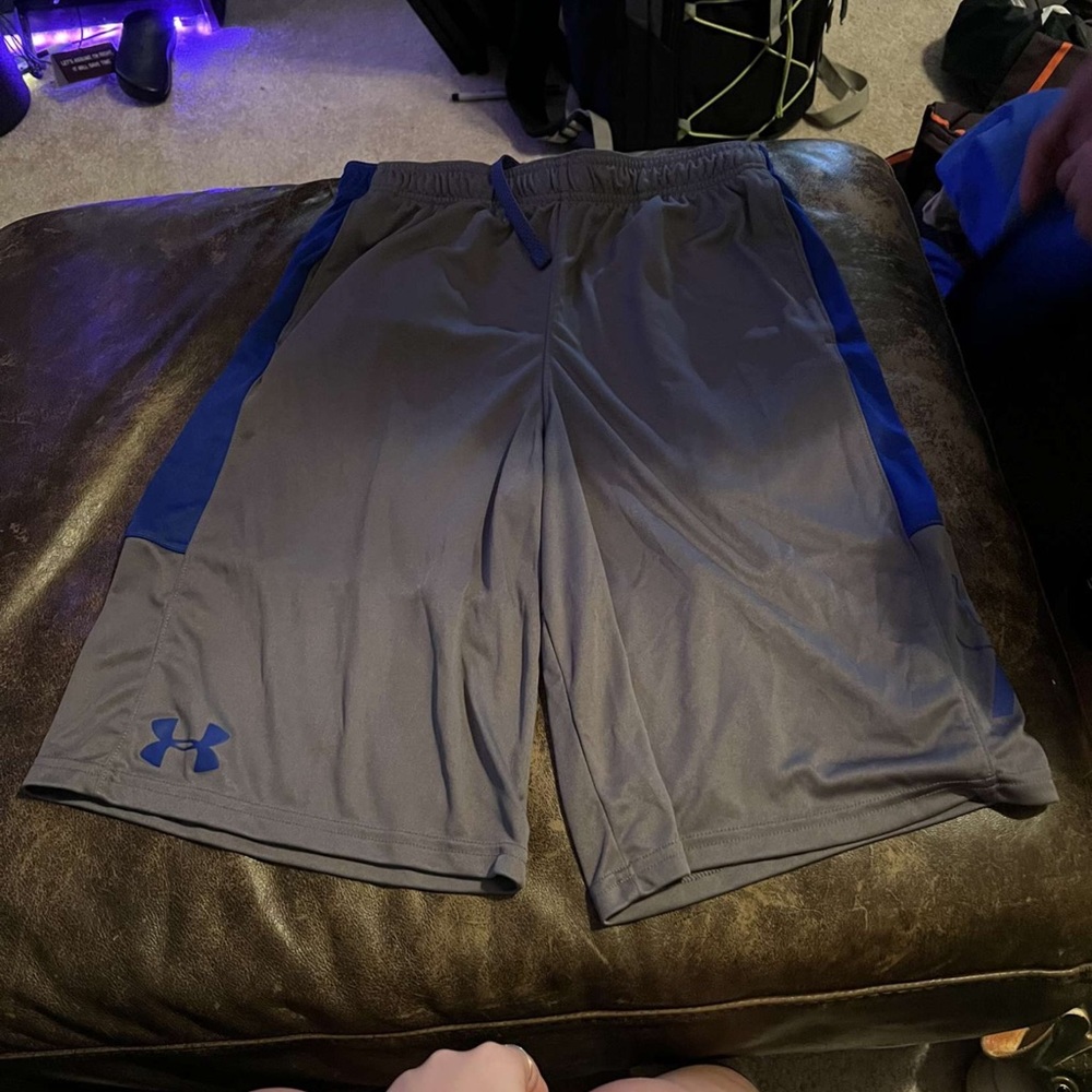 Boys grey shorts